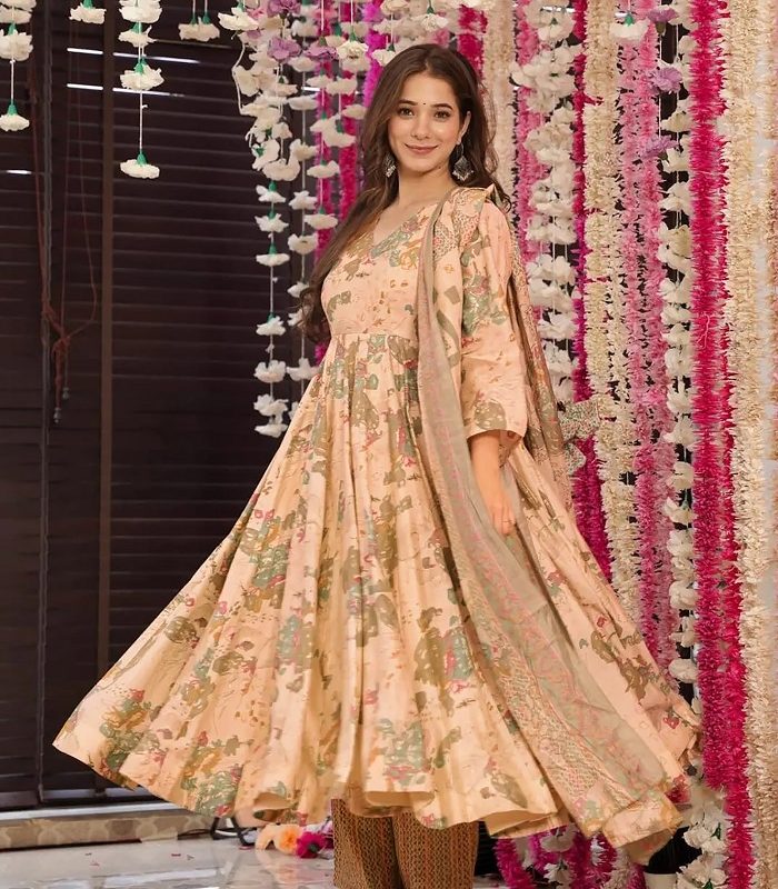 READYMADE GOWN WITH DUPATTA