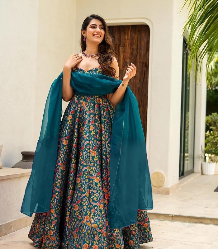 READYMADE  KURTA SET