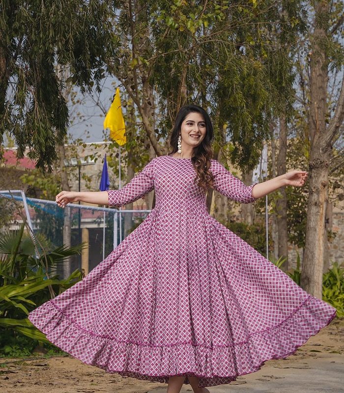 READYMADE GOWN